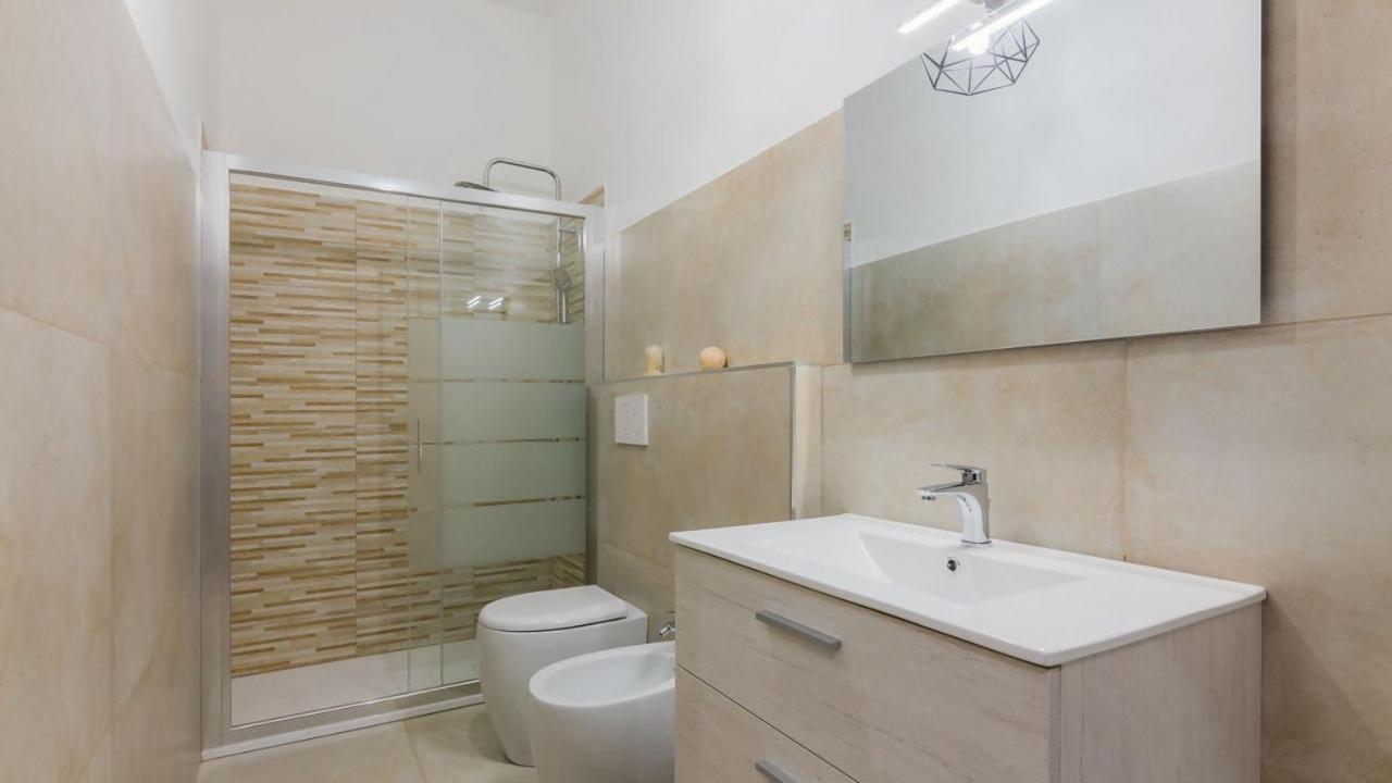 Porta Nuova Centro Elegante Suite Con Wifi Turin Exteriör bild