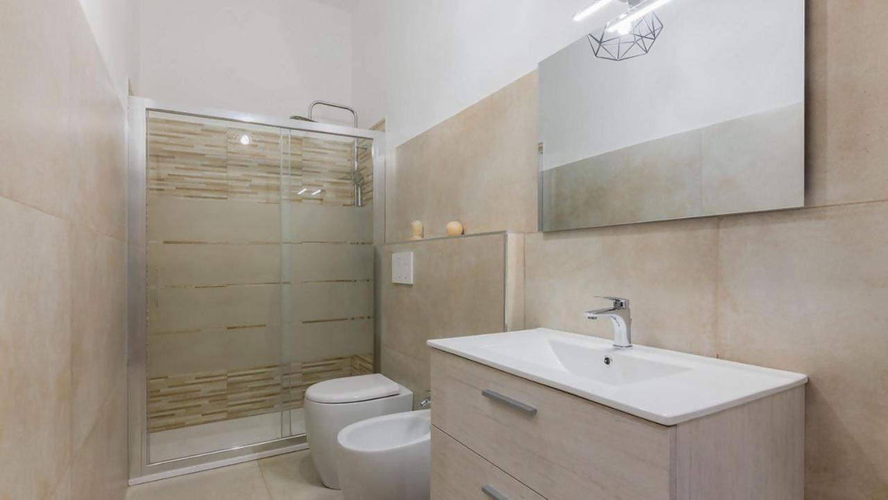 Porta Nuova Centro Elegante Suite Con Wifi Turin Exteriör bild